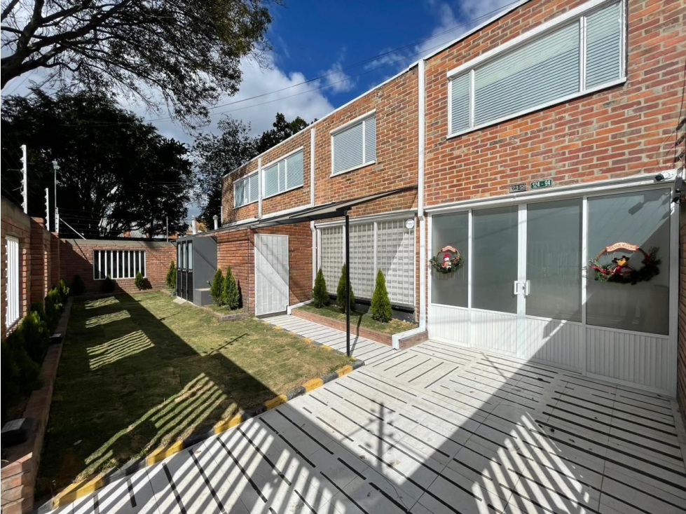 CASA VENTA NIZA. BOGOTÁ