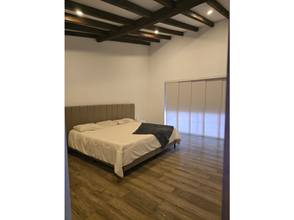 Casa Campestre en Pueblo con Lote y Permiso a 5 Pisos