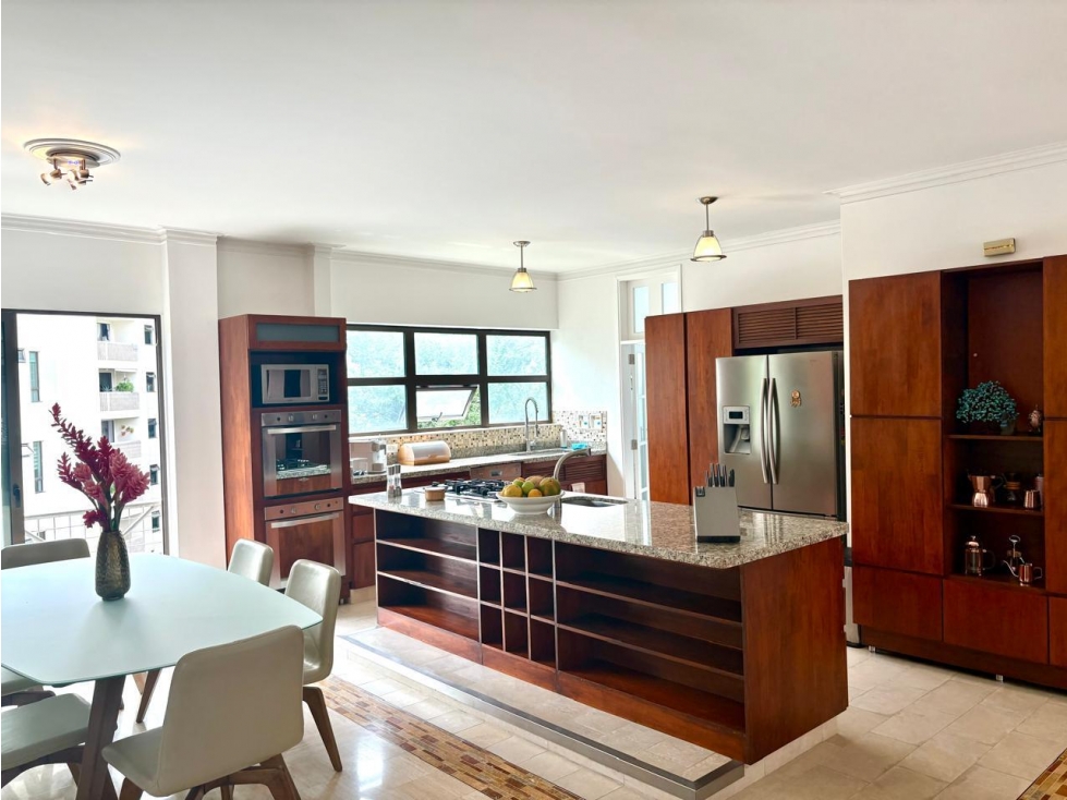 ¡Urgente! Precio de oportunidad, Penthouse bien distribuido. — foto 2