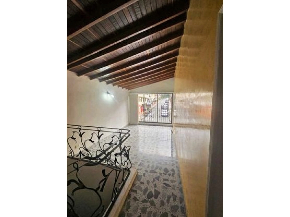 Casa en Envigado - Trianón | 206m² - Potencial residencial y comercial — foto 4