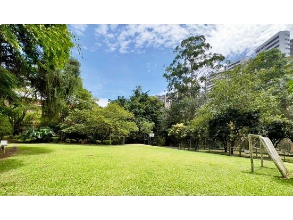 Casa en el Escobero, Envigado | 172m² - Entorno residencial exclusivo — foto 2