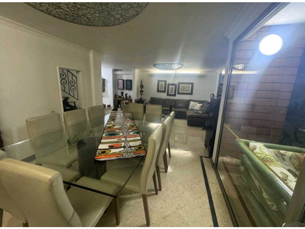 Casa familiar 230m² con jardín privado | El Poblado, Medellín — foto 4
