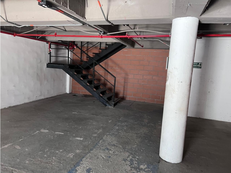 Local Comercial Duplex en San Rafael Por Debajo del Avalúo — foto 2