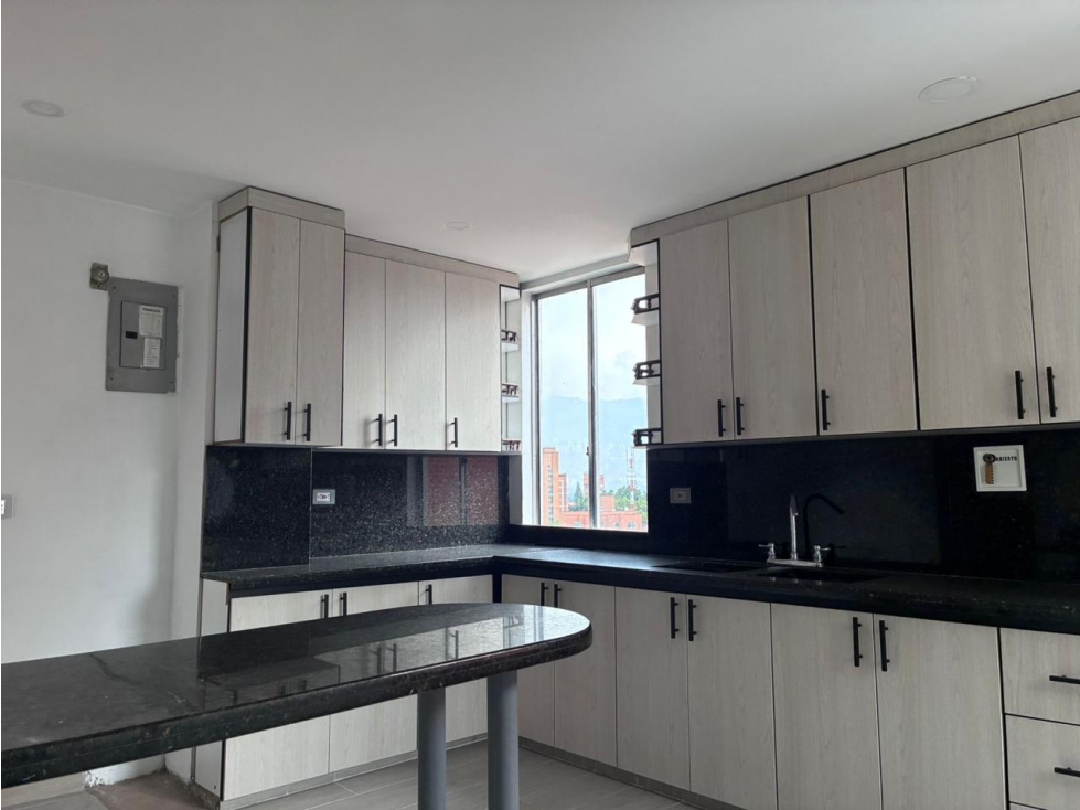 VENTA APARTAMENTO EN EDIFICIO LAURELES NOGAL — foto 5