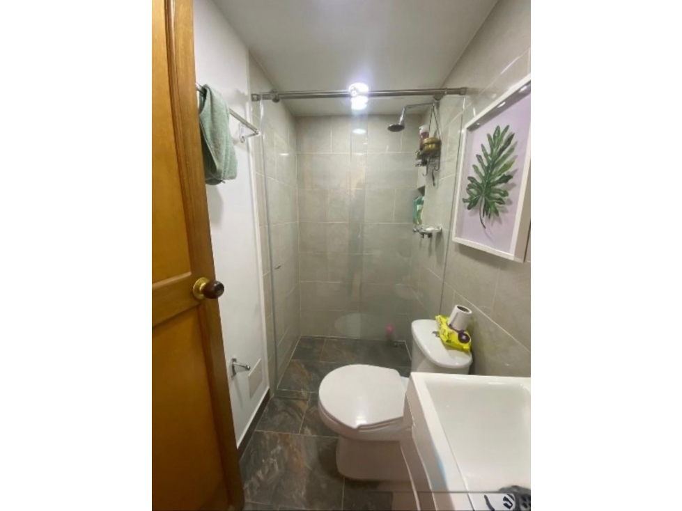 VENDO APARTAMENTO EDIFICIO LA CASTELLANA — foto 6