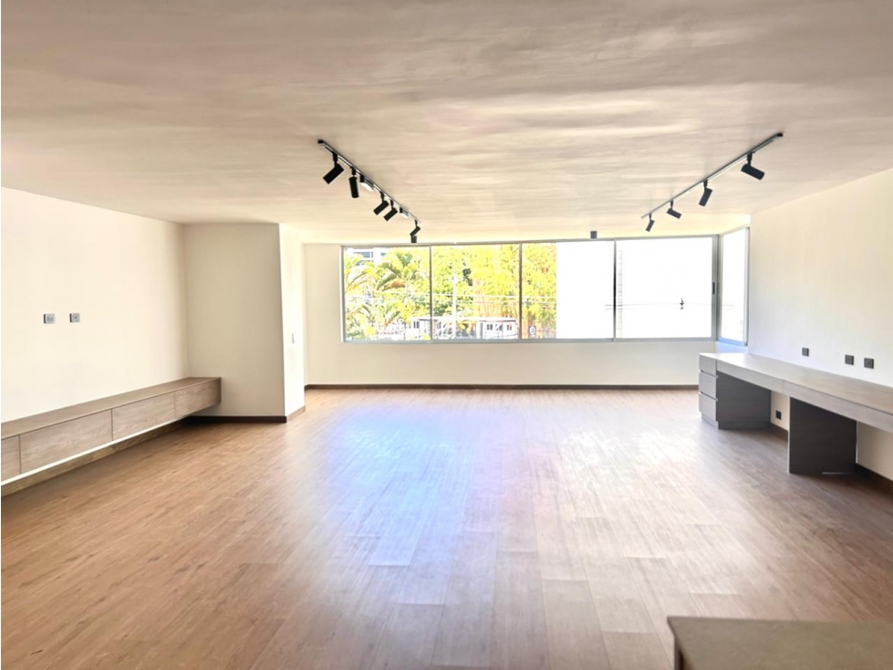 Apartamento en venta- Reformado el Poblado | Milla de oro — foto 2