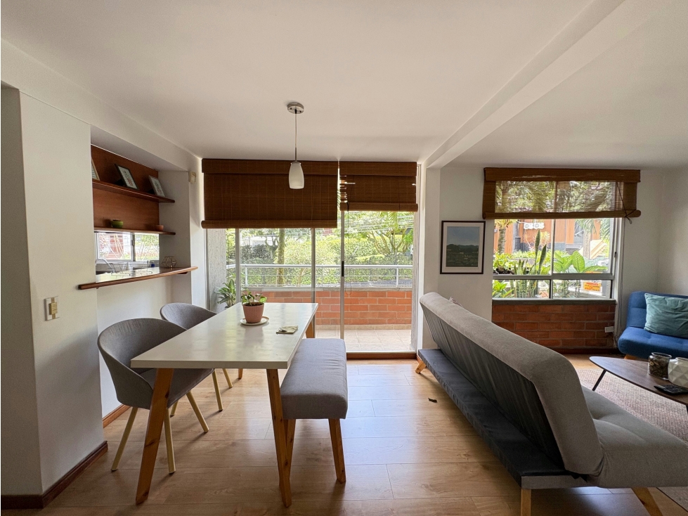 Apartamento en venta Las Lomas | El poblado | Remodelado — foto 2