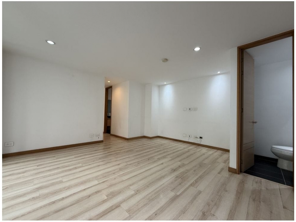 APARTAMENTO EN.VENTA., LOS.BENEDICTINOS. ENVIGADO — foto 3