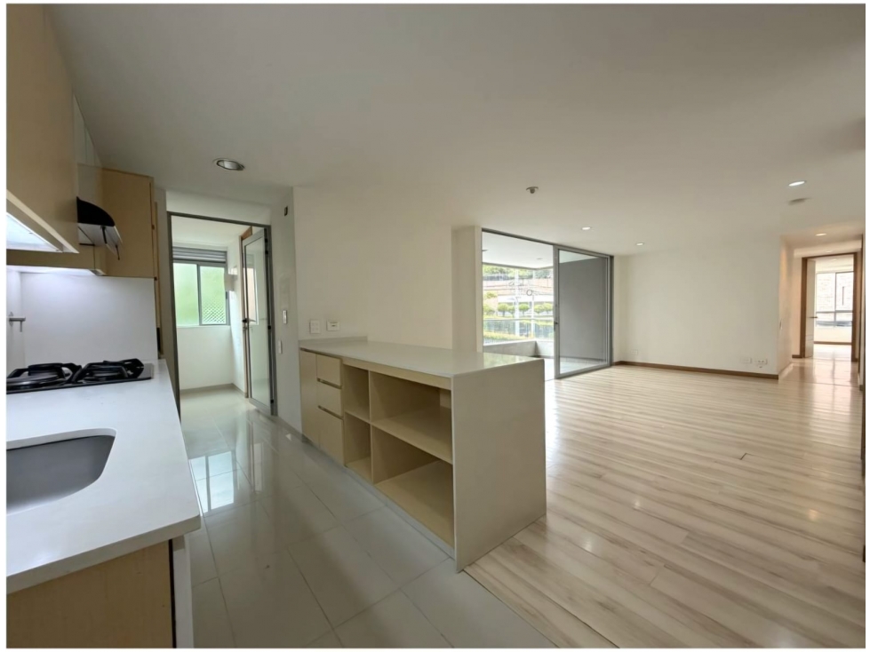 APARTAMENTO EN.VENTA., LOS.BENEDICTINOS. ENVIGADO