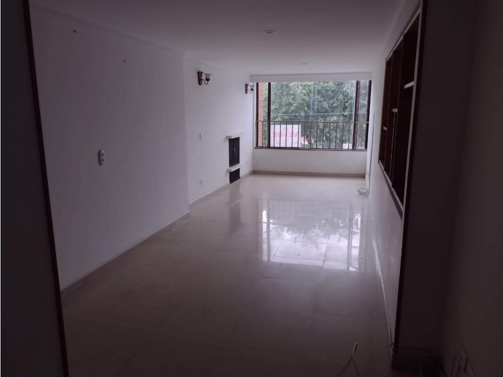 APARTAMENTO EN CEDRITOS EN VENTA PISO 3