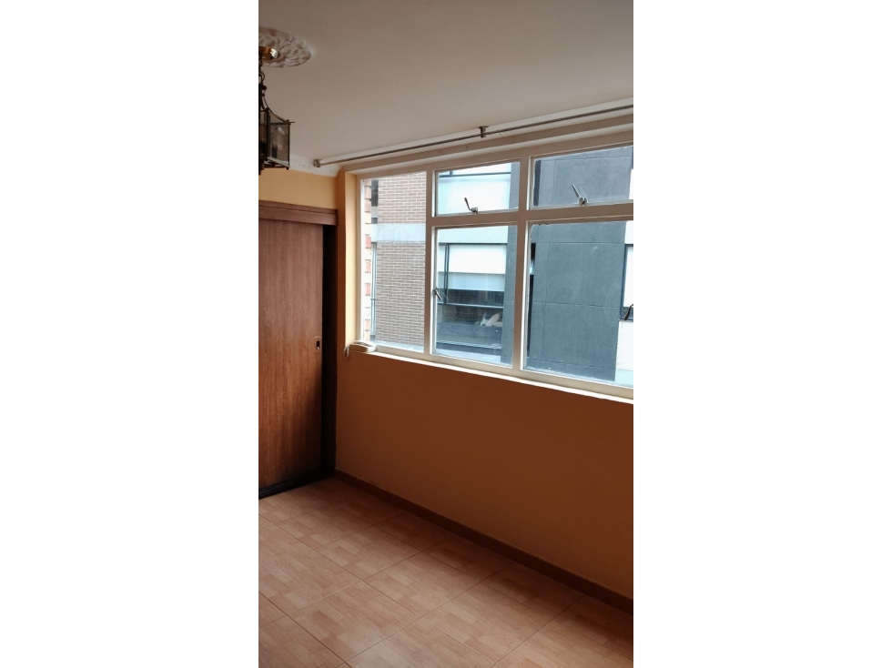 VENDO APARTAMENTO EN BARRIO SAN LUIS GALERIAS