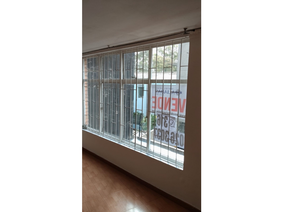 VENDO APARTAMENTO EN BARRIO SAN LUIS GALERIAS — foto 2
