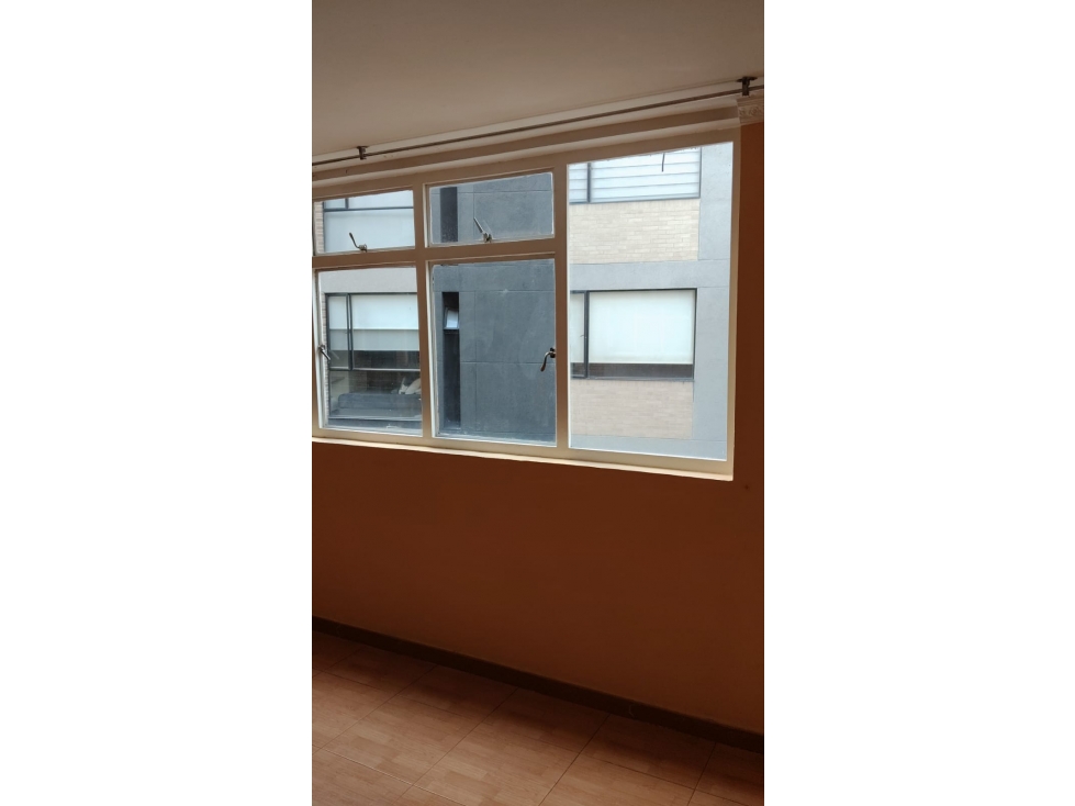 VENDO APARTAMENTO EN BARRIO SAN LUIS GALERIAS — foto 3