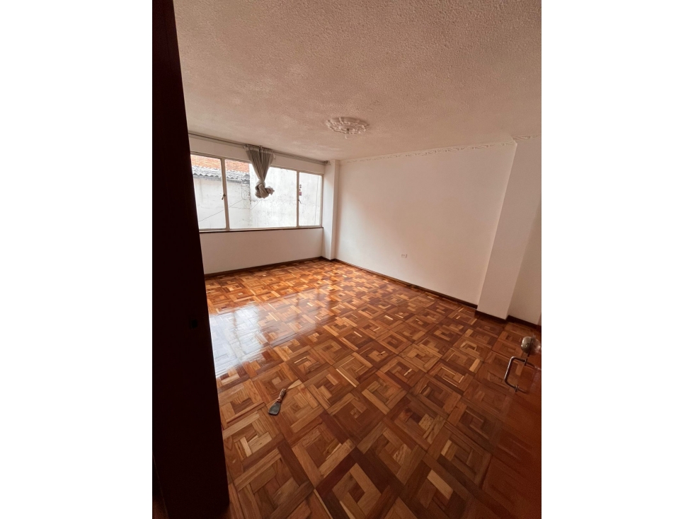 AMPLIO APARTAMENTO EN CHAPINERO ALTO PARA VENTA — foto 4