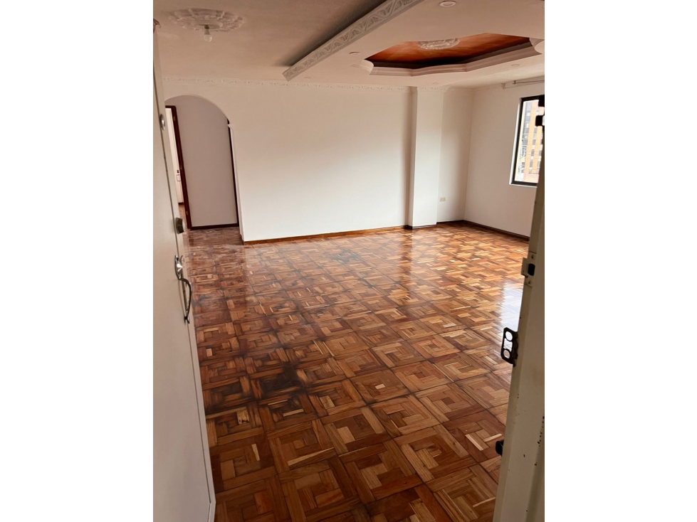 AMPLIO APARTAMENTO EN CHAPINERO ALTO PARA VENTA — foto 6