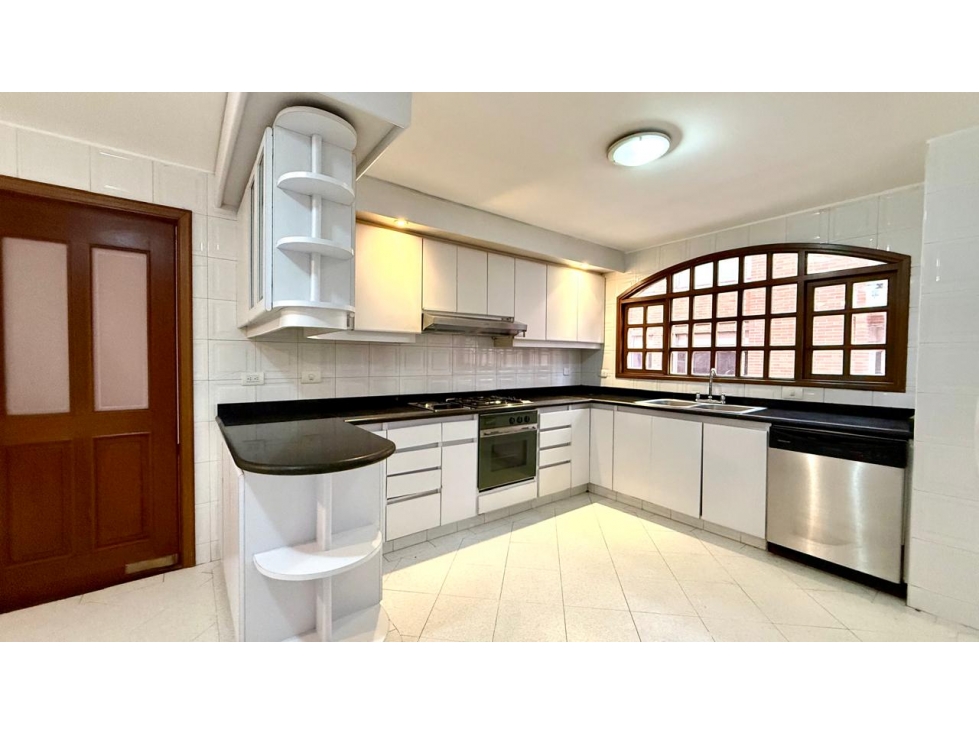 Apartamento para Arriendo Chico Navarra — foto 4