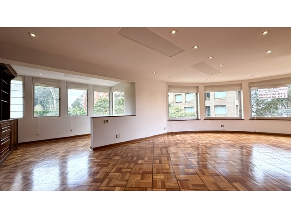 Exclusivo apartamento para Arrendar en Rosales — foto 2