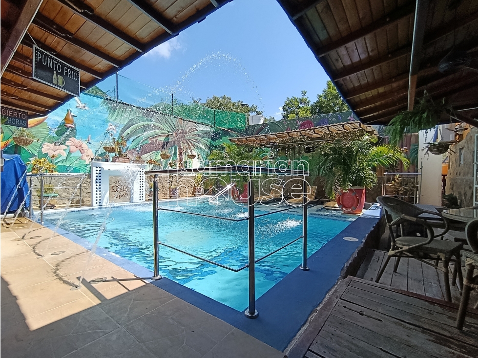 CASA CON PISCINA PRIVADA EN VENTA - TAGANGA, SANTA MARTA - 1