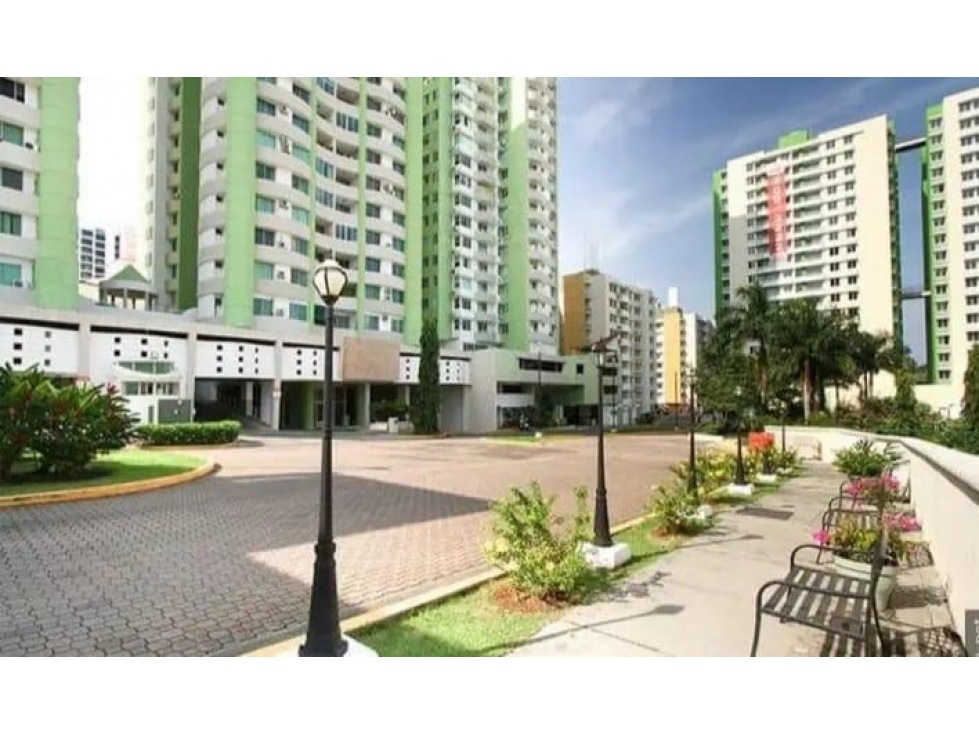 VENTA APARTAMENTO PH GREEN PARK CON VISTA CONDADO DEL REY CP