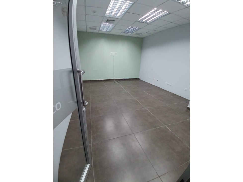ALQUILER OFICINA 201m2 EN SAN FRANCISCO CPY — foto 4