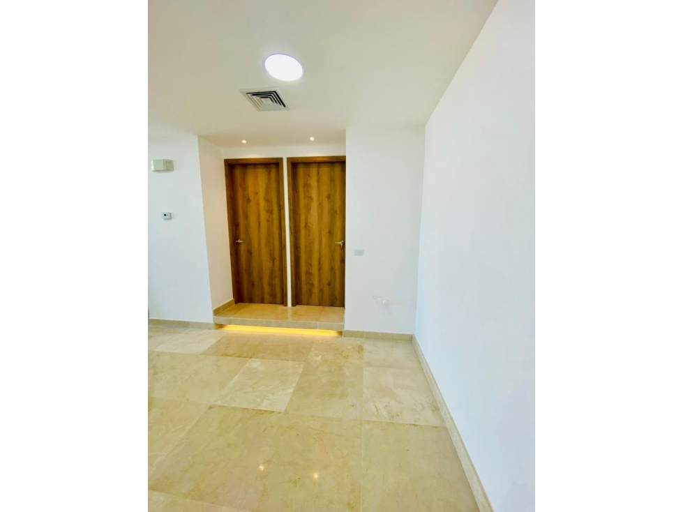 ALQUILER OFICINA PH BOC AVENIDA BALBOA MANTENIMIENTO INCLUIDO CP - 4