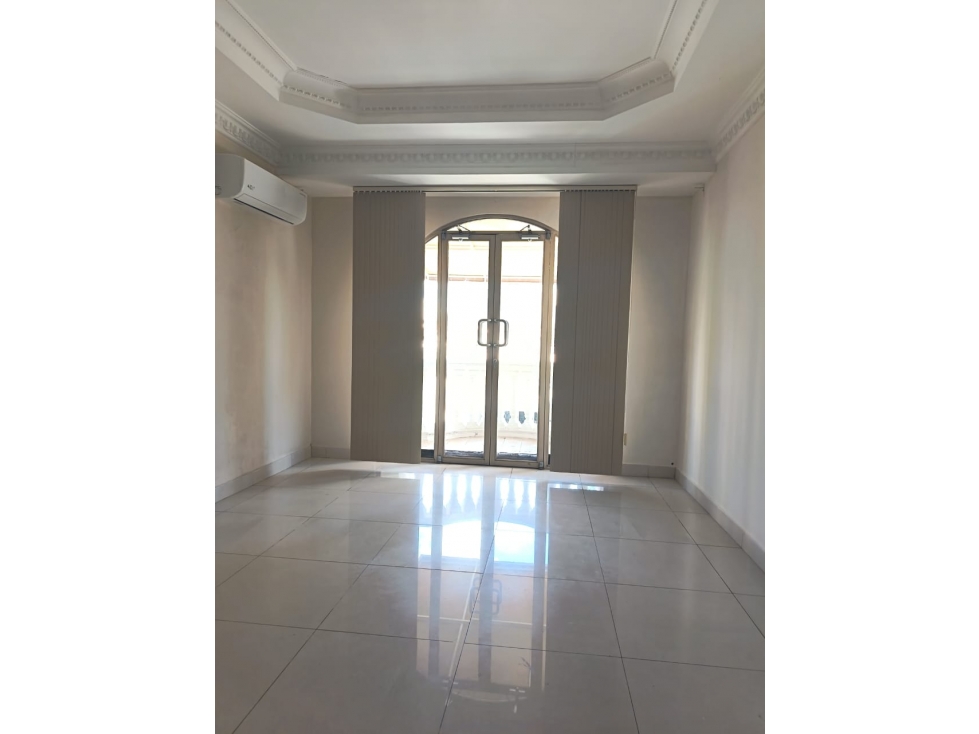 ALQUILER CASA COMERCIAL O DE OFICINAS EN OBARRIO 400 M2 ETR - 3