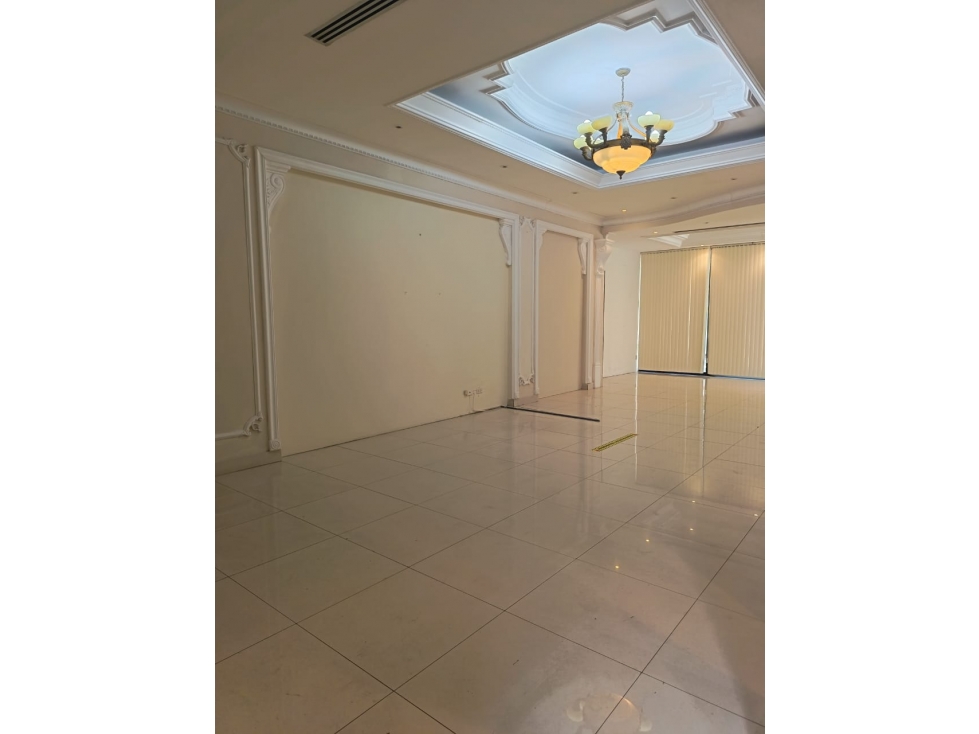 ALQUILER CASA COMERCIAL O DE OFICINAS EN OBARRIO 400 M2 ETR - 4