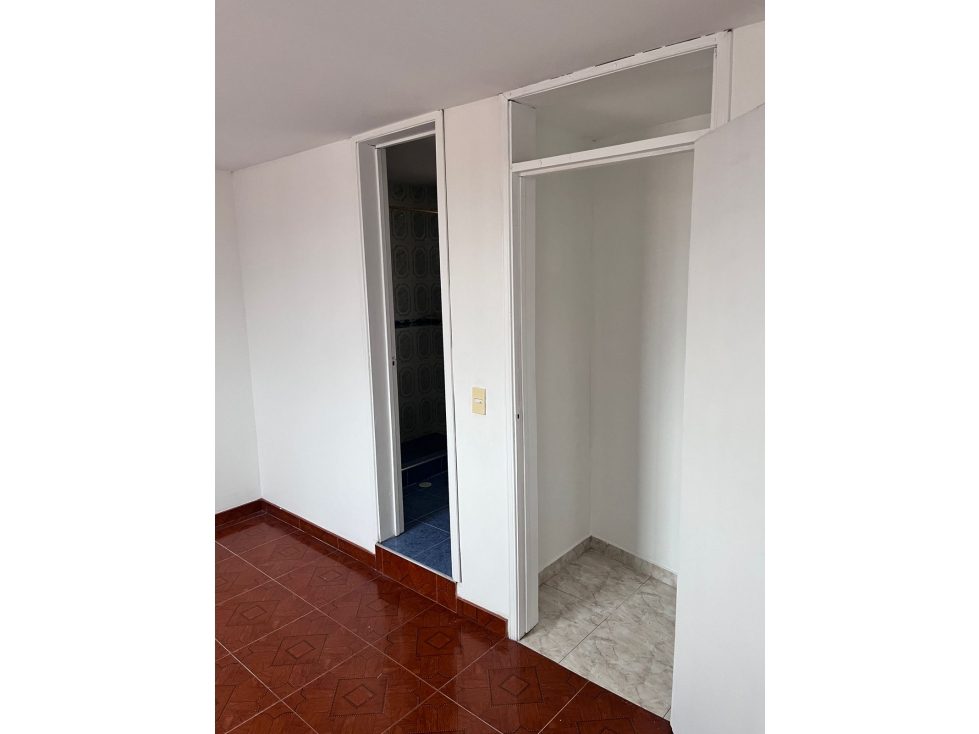 Casa en venta en el barrio Santa Fe de Bosa