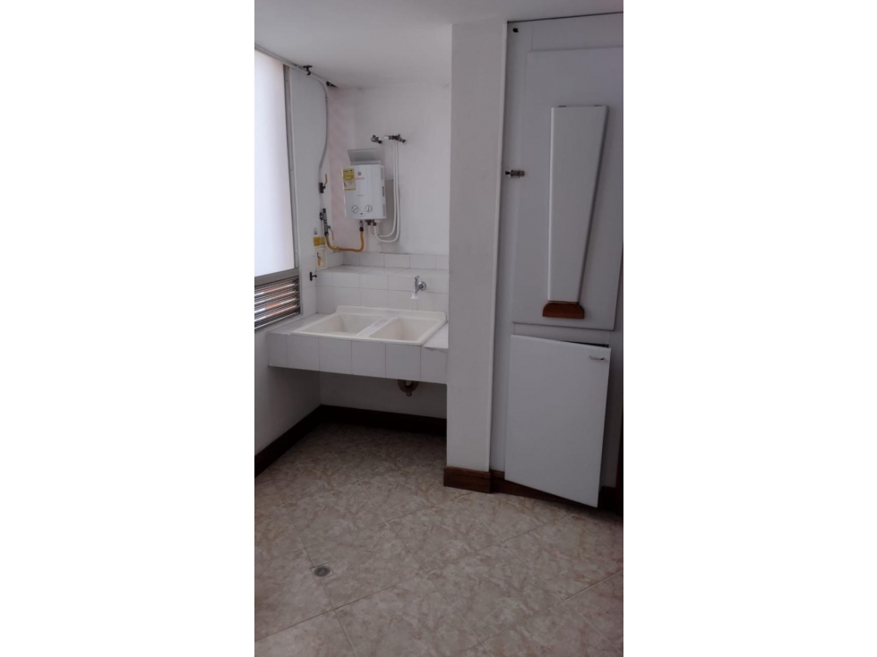 APARTAMENTO EN VENTA LAURELES — foto 5