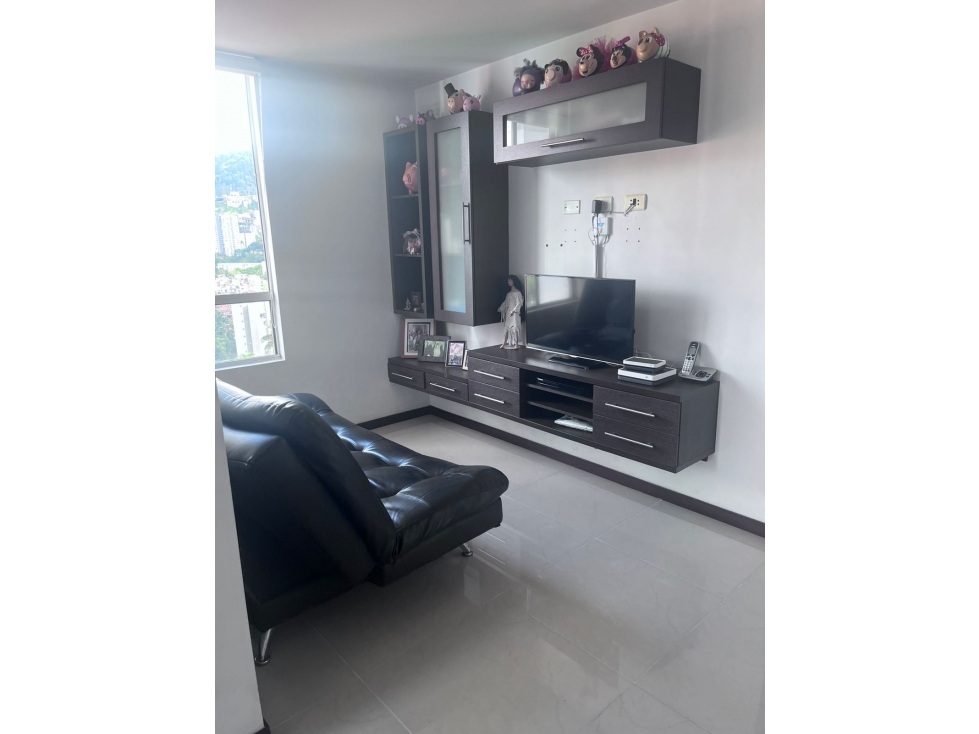 APARTAMENTO EN VENTA LOMA DE LOS BERNAL