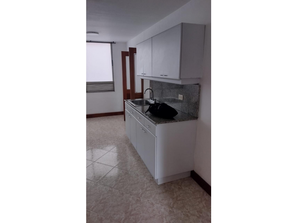 APARTAMENTO EN VENTA LAURELES — foto 3