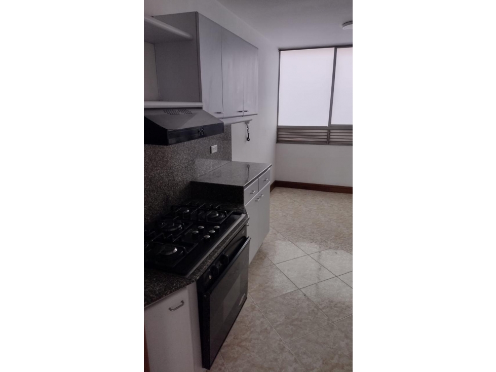 APARTAMENTO EN VENTA LAURELES — foto 2