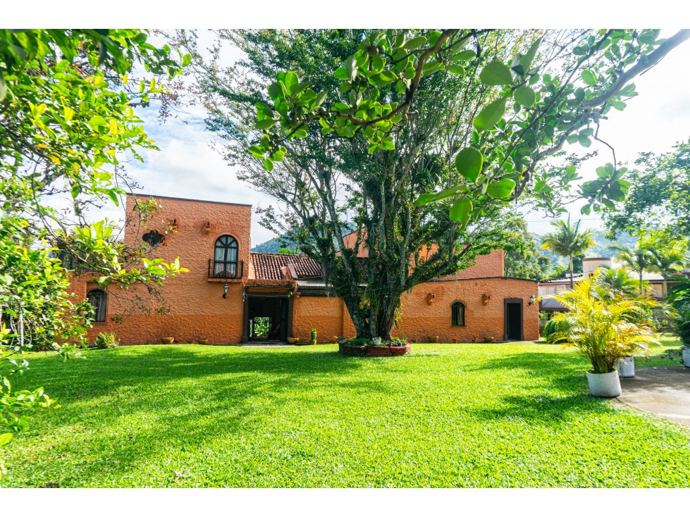 SE VENDE AMPLIA Y HERMOSA CASA CAMPESTRE — foto 6