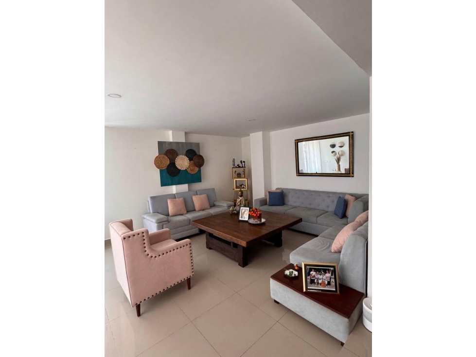 SE VENDE CASA EN CONJUNTO CERRADO DE TRES PISOS Los Alamos Pereira — foto 5