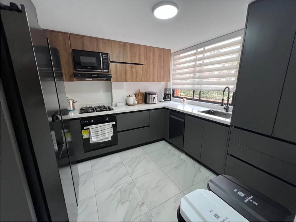 SE VENDE AMPLIA CASA ESQUINERA REMODELADA EN CANAAN ALAMOS PEREIRA — foto 4