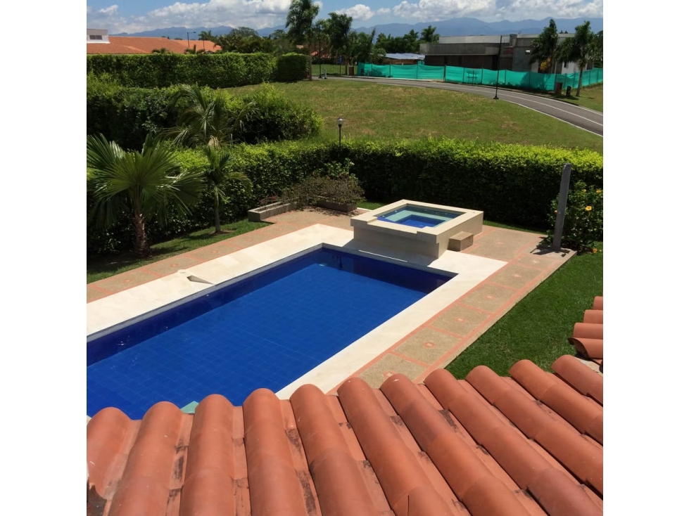 SE VENDE AMPLIA Y HERMOSA CASA CAMPESTRE — foto 2