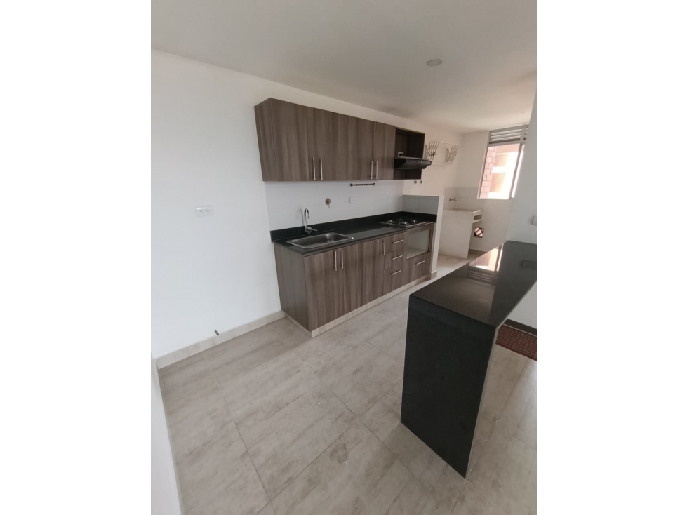 APARTAMENTO EN UNIDAD CERRADA EN SECTOR LOS COLEGIOS, RIONEGRO