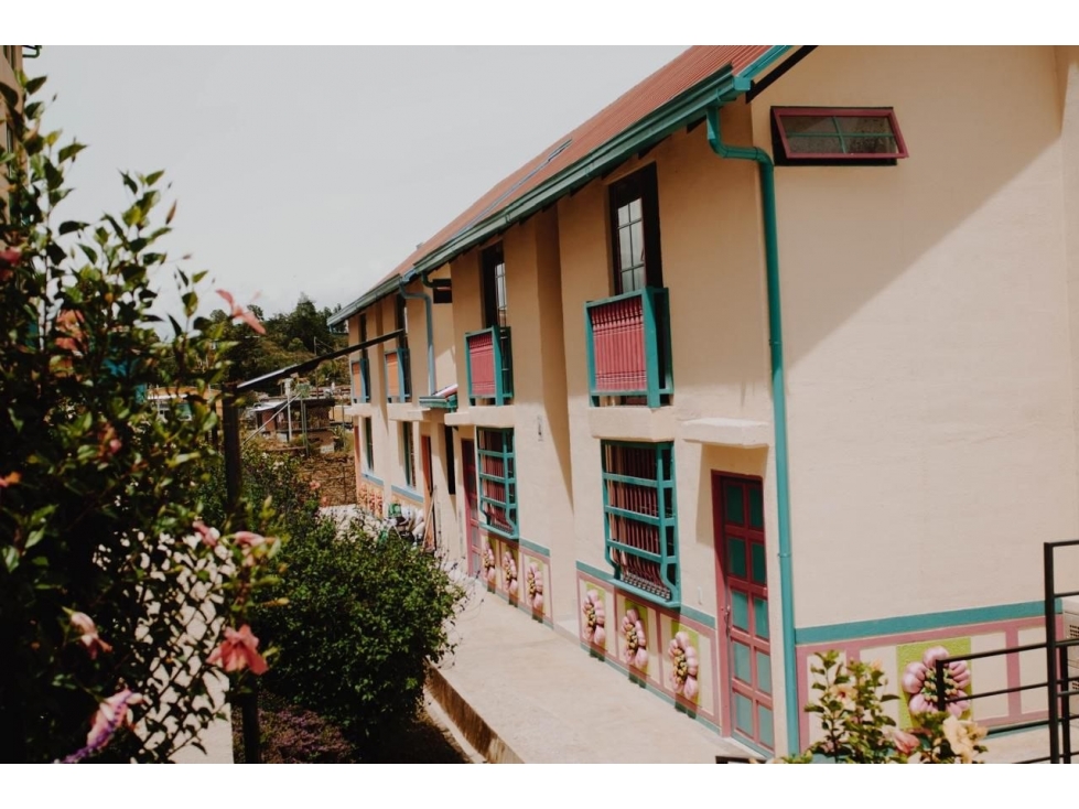 APARTAMENTO DUPLEX EN GUATAPÉ