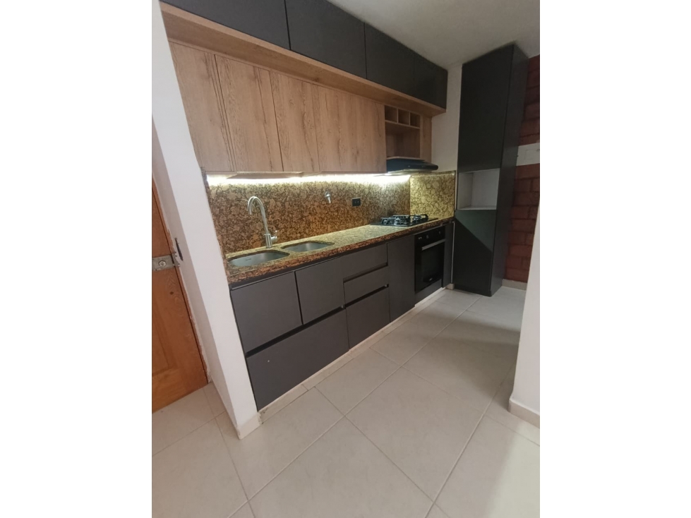 APARTAMENTO DUPLEX EN URBANIZACION BARILOCHE -. MARINILLA