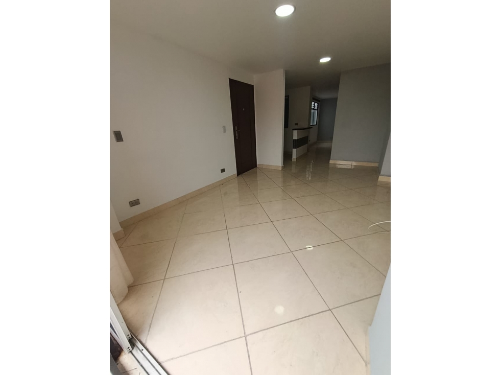 APARTAMENTO EN BELEN ROSALES, MEDELLIN, ARRIENDO APARTAMENTO — foto 3