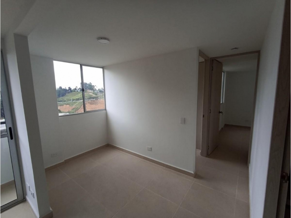APARTAMENTO EN URBANIZACION ALEGRÍA DE LA FORTUNA — foto 3