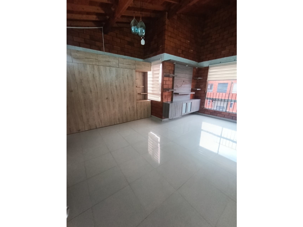 APARTAMENTO DUPLEX EN URBANIZACION BARILOCHE -. MARINILLA — foto 2