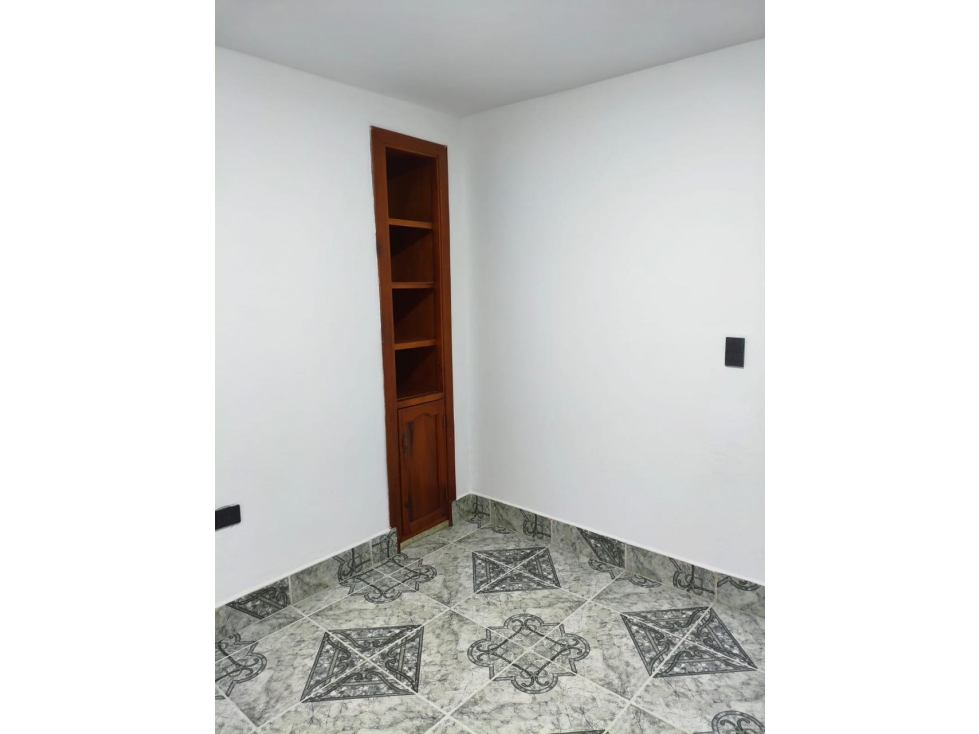 APARTAMENTO RECIEN REMODELADO EN SAN ANTONIO DE PRADO - 5