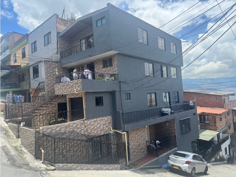 Vendemos edificio de 5 apartamentos