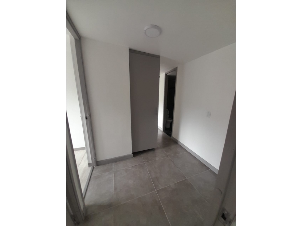 VENDEMOS APARTAMENTO PARTE PLANA ENVIGADO