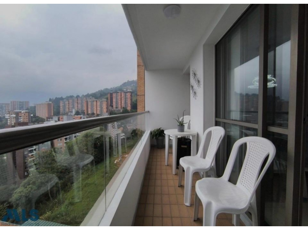 VENDO ESPECTACULAR APARTAMENTO ENVIGADO