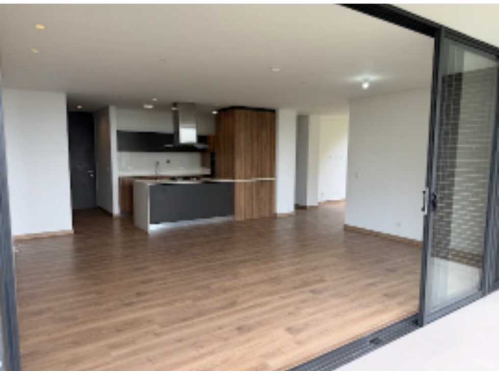 VENDO ESPECTACULAR APARTAMENTO CERCA A MARIANITO — foto 2