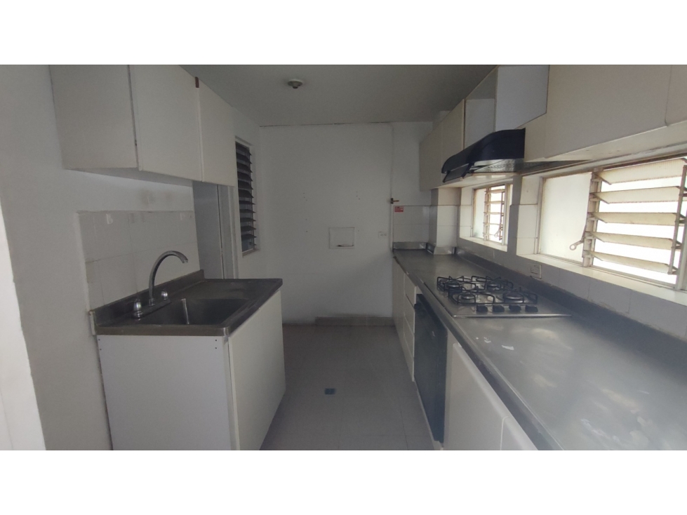 VENDO ESPECTACULAR APARTAMENTO EN LA CASTELLANA — foto 2