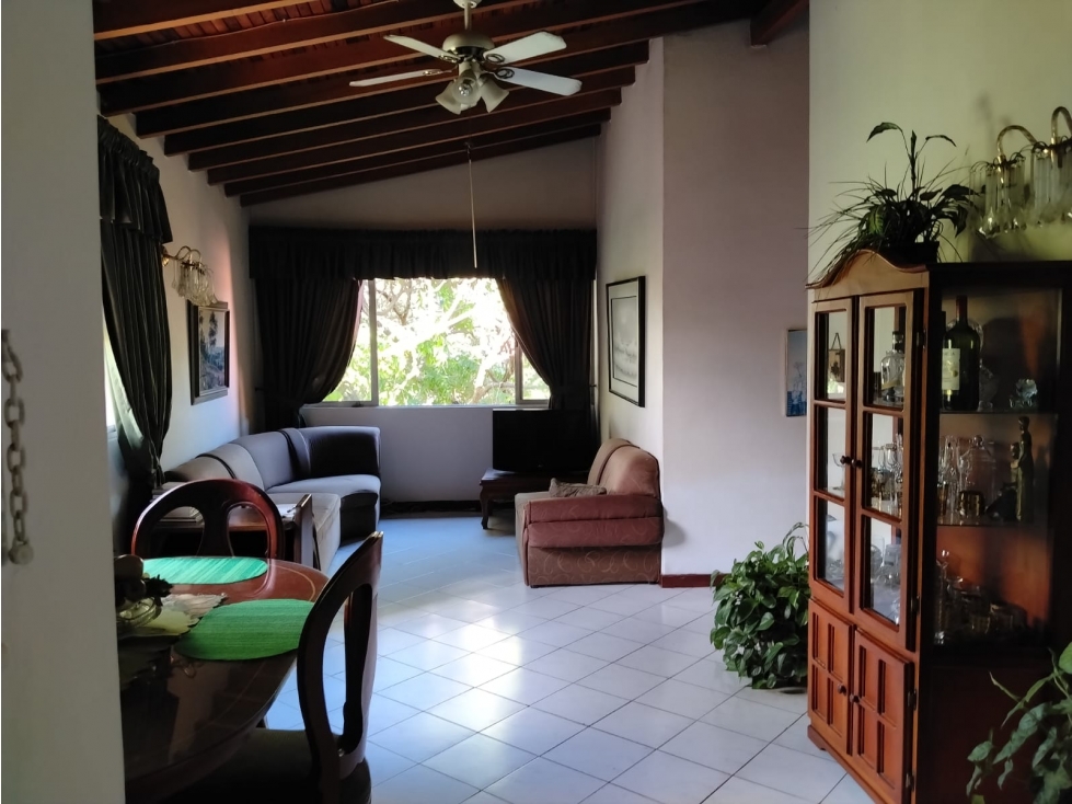 VENDO ESPECTACULAR APARTAMENTO CERCA A SANTA GEMA — foto 2