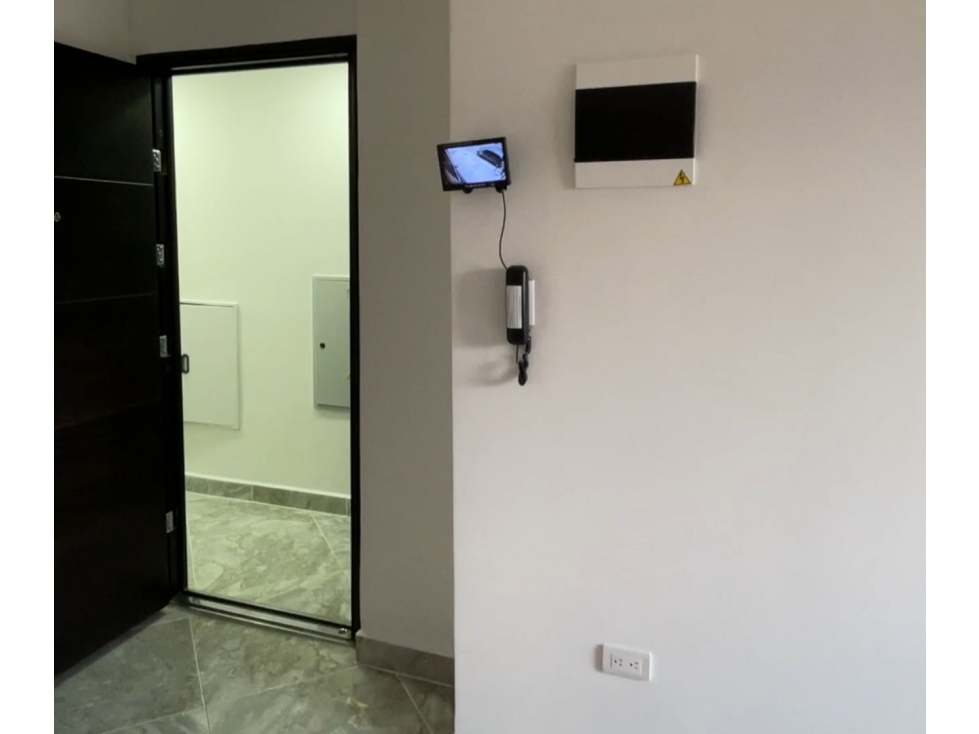 APARTAESTUDIO EN SABANETA MUY CENTRAL — foto 5